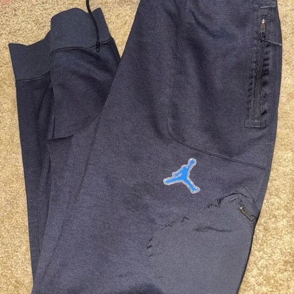 (#10) Jordan Kids Black Joggers smoke free home - Picture 3 of 5